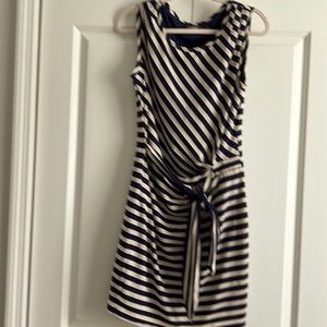 Ladies guess dress tie front size 8